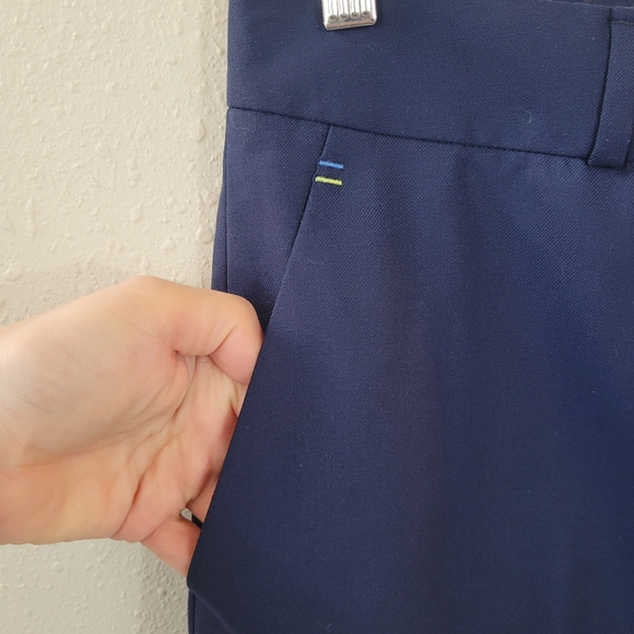 ALASKA AIRLINES Luly Yang Navy Wool Blend Classic Fit Shorts Size 12R Uniform - Picture 4 of 15
